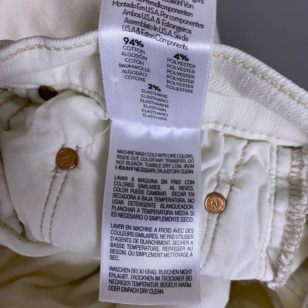 Mother High Waisted Weekender Skimp Jeans Women's Size 28 Antique White Flare